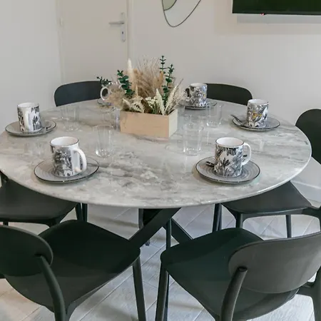 Mba-splendide Mowat Proche Chateau De Apartment